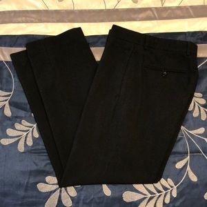 Men’s VanHeusen Black Dress Pant